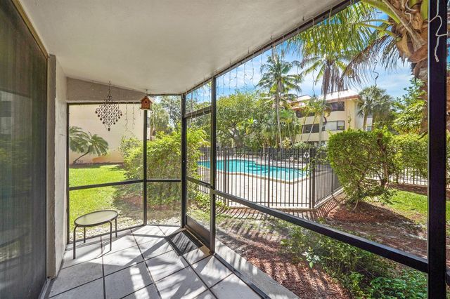7451 NW 16th Street 108, Plantation, FL 33313