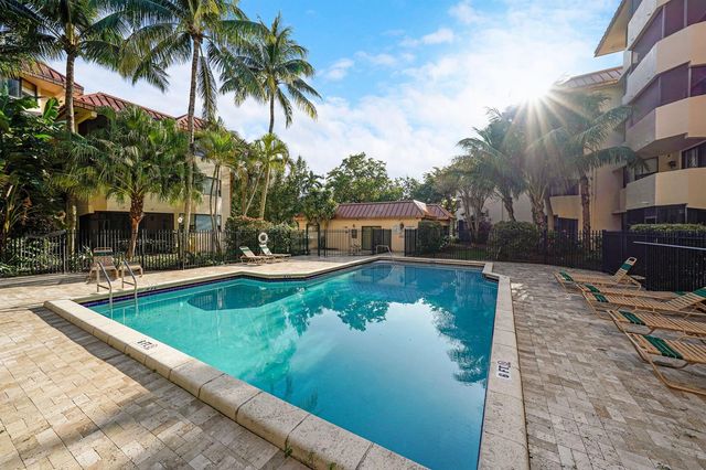 7451 NW 16th Street 108, Plantation, FL 33313