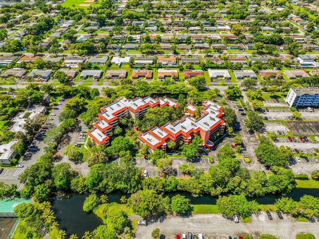 7451 NW 16th Street 108, Plantation, FL 33313
