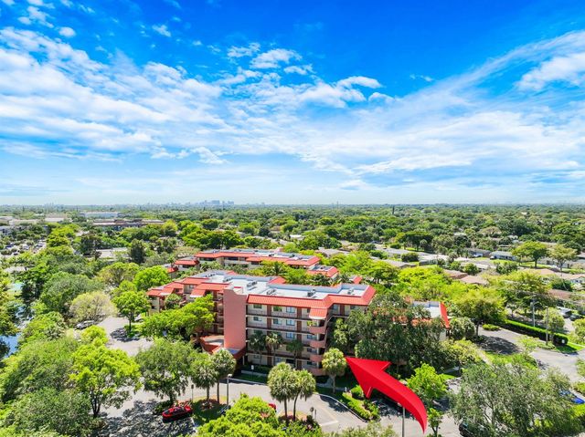 7451 NW 16th Street 108, Plantation, FL 33313