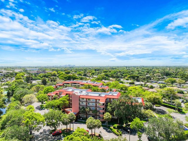 7451 NW 16th Street 108, Plantation, FL 33313