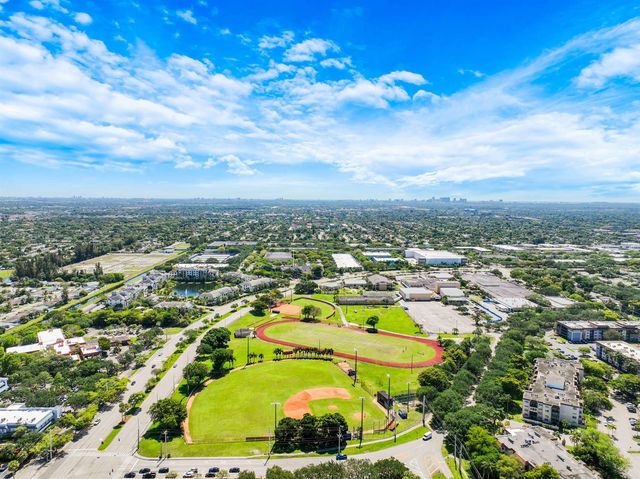 7451 NW 16th Street 108, Plantation, FL 33313