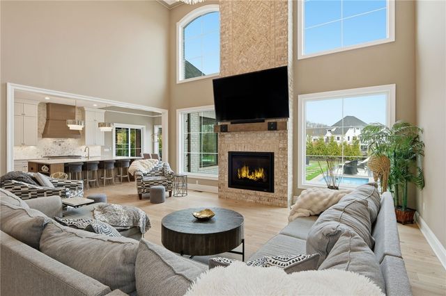 2002 Mallard Ln, Marshall, PA 15005