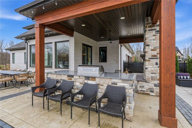 2002 Mallard Ln, Marshall, PA 15005