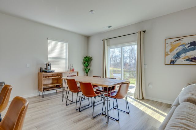 2356 Robert Gwynne Dr, Smyrna, TN 37167