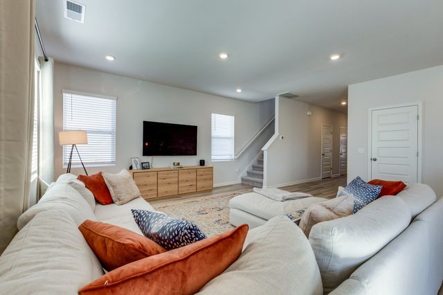 2356 Robert Gwynne Dr, Smyrna, TN 37167