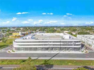 504 NW 1st Ave #6, Hallandale Beach, FL 33009