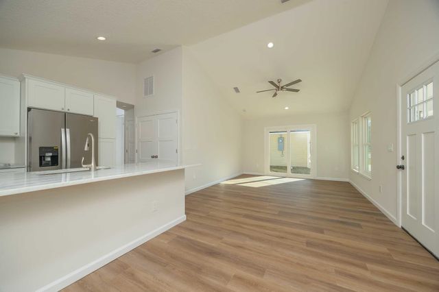 650 S St Johns St, St Augustine, FL 32084