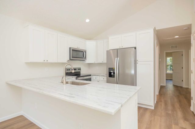 650 S St Johns St, St Augustine, FL 32084