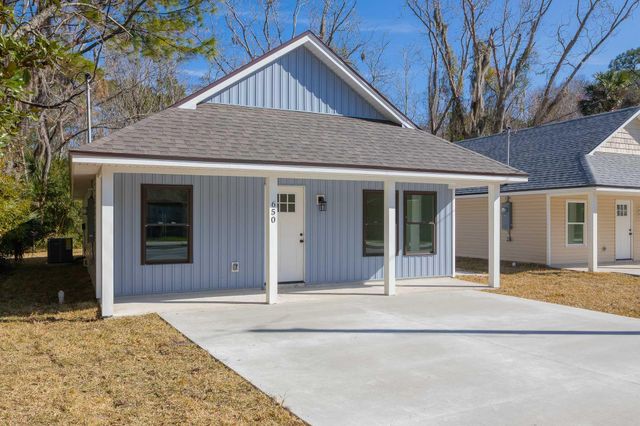 650 S St Johns St, St Augustine, FL 32084