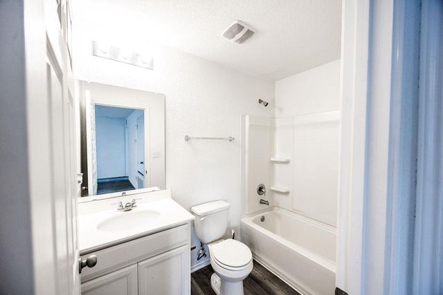 448 English Oak ST, Georgetown, TX 78626