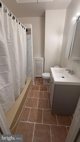 2142 CARVER ST, Philadelphia, PA 19124