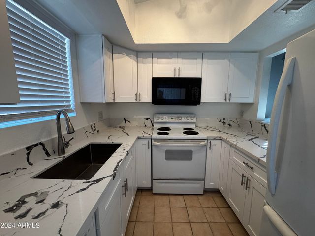 406 E Cullumber Avenue A, Gilbert, AZ 85234