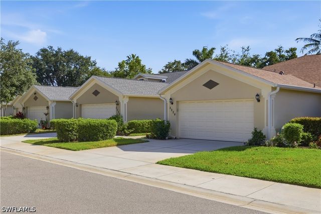 8024 SIVON WAY 905, Naples, FL 34119