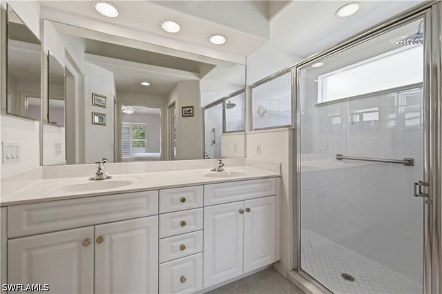 8024 SIVON WAY 905, Naples, FL 34119