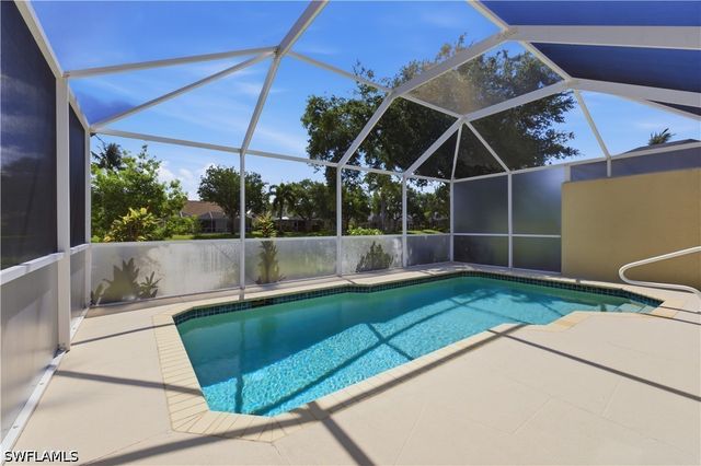 8024 SIVON WAY 905, Naples, FL 34119