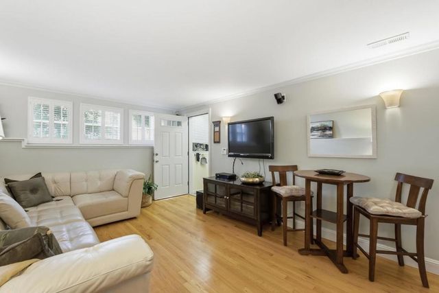 8 Porter Street, San Francisco, CA 94110