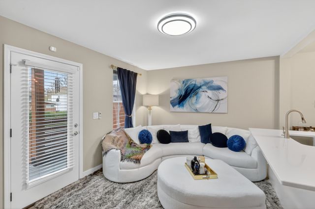 810 28th Ave, N, Nashville, TN 37208