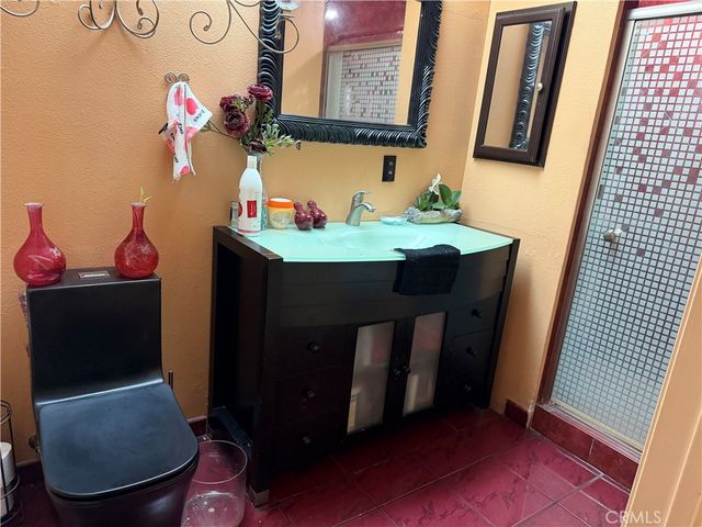 5905 Rosemead Boulevard 10, Pico Rivera, CA 90660