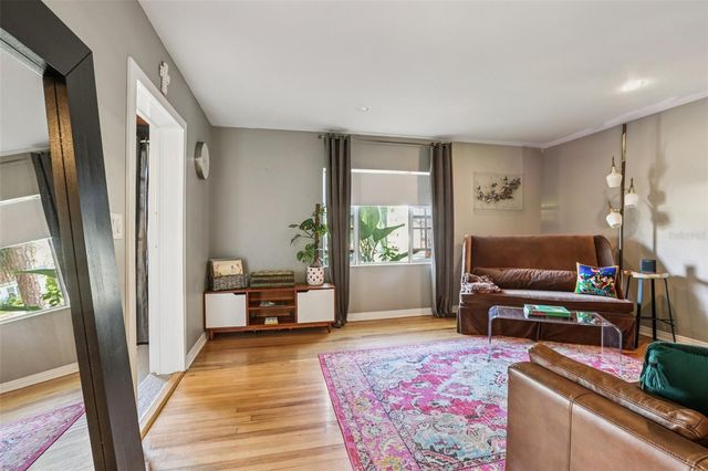 4216 W EUCLID AVENUE, Tampa, FL 33629