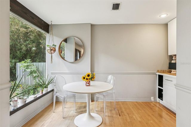 4216 W EUCLID AVENUE, Tampa, FL 33629