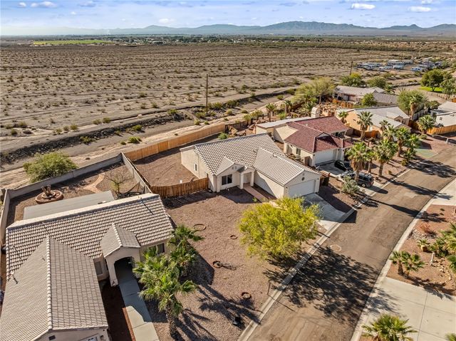 2348 E Parkside Drive, Mohave Valley, AZ 86440