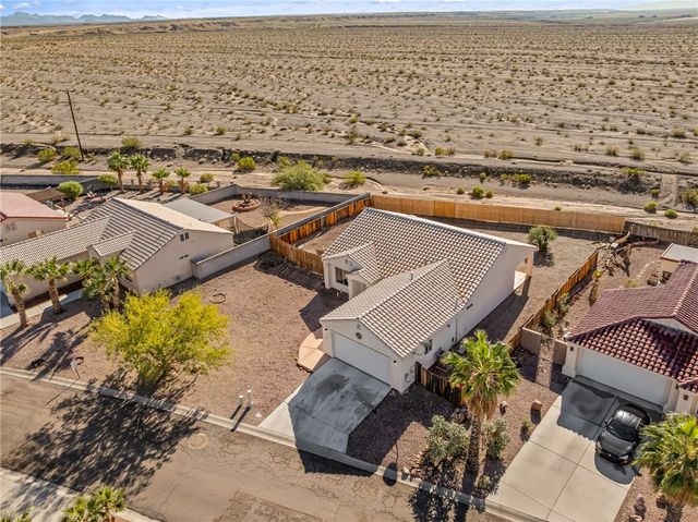 2348 E Parkside Drive, Mohave Valley, AZ 86440