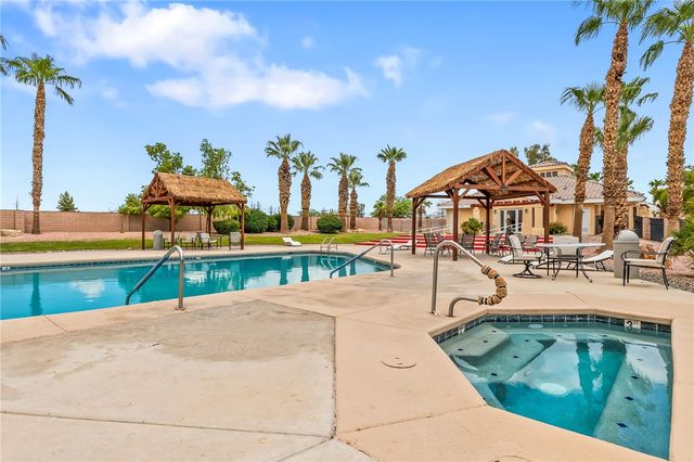 2348 E Parkside Drive, Mohave Valley, AZ 86440