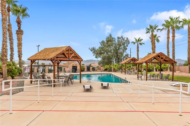 2348 E Parkside Drive, Mohave Valley, AZ 86440