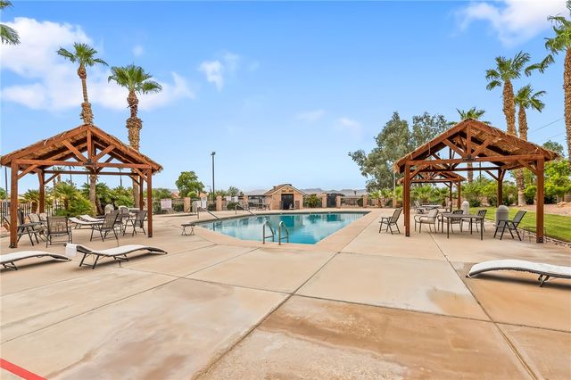 2348 E Parkside Drive, Mohave Valley, AZ 86440