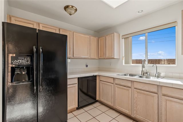 2348 E Parkside Drive, Mohave Valley, AZ 86440