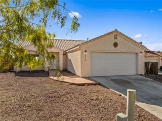 2348 E Parkside Drive, Mohave Valley, AZ 86440
