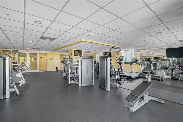 800 N TAMIAMI TRAIL 910, Sarasota, FL 34236