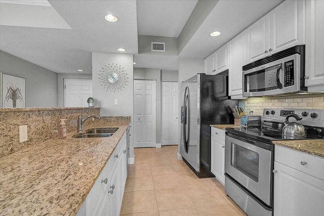 800 N TAMIAMI TRAIL 910, Sarasota, FL 34236