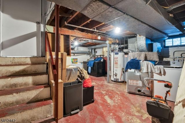 208 E Price St, Linden City, NJ 07036