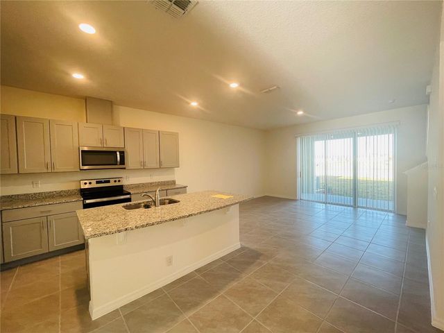 1371 ISLETA LOOP, Kissimmee, FL 34741