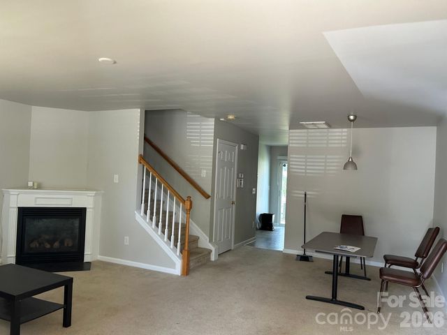 11040 Derryrush Drive, Charlotte, NC 28213