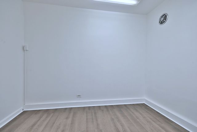 7460 W Belmont Avenue, Chicago, IL 60634