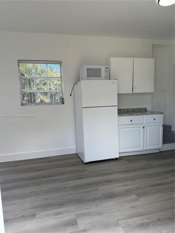 1700 SW 14th Ter 0, Miami, FL 33145