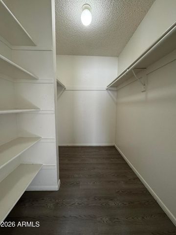 6527 N 67TH Avenue 104, Glendale, AZ 85301