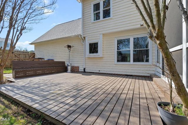 805 Old Ash Court, Wake Forest, NC 27587