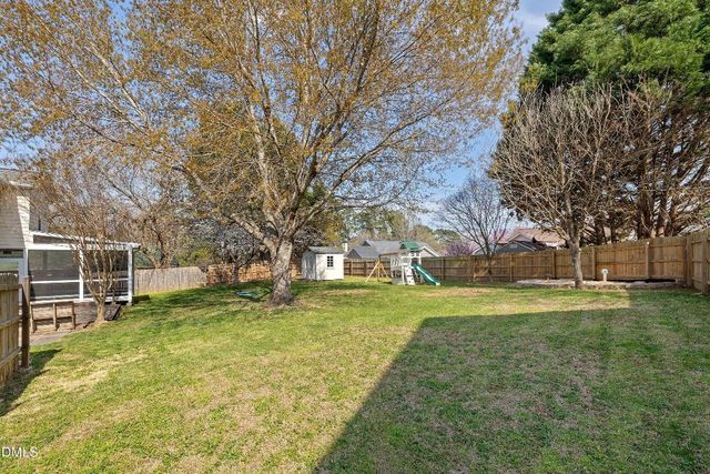 805 Old Ash Court, Wake Forest, NC 27587