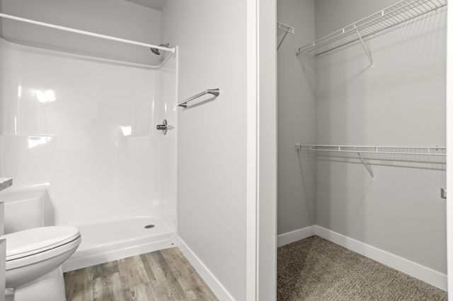 6861 67th Street S, Horace, ND 58047