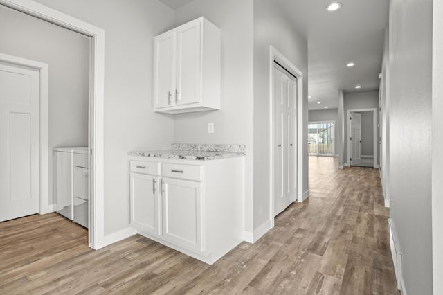 6861 67th Street S, Horace, ND 58047