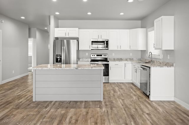 6861 67th Street S, Horace, ND 58047