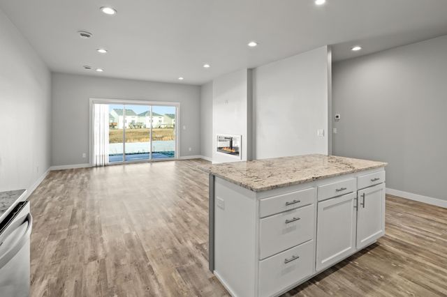 6861 67th Street S, Horace, ND 58047