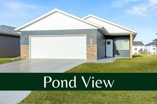 6861 67th Street S, Horace, ND 58047