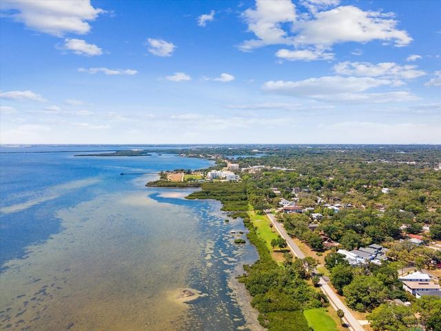 150 SUNCREST DRIVE, Safety Harbor, FL 34695