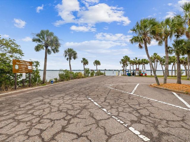 150 SUNCREST DRIVE, Safety Harbor, FL 34695