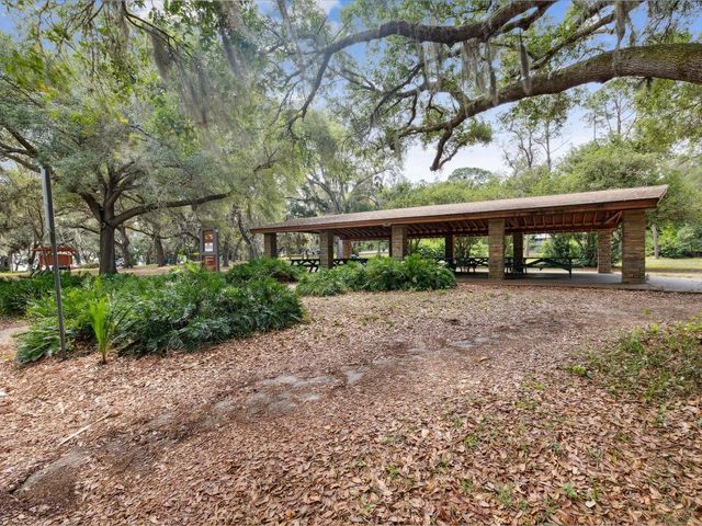 150 SUNCREST DRIVE, Safety Harbor, FL 34695